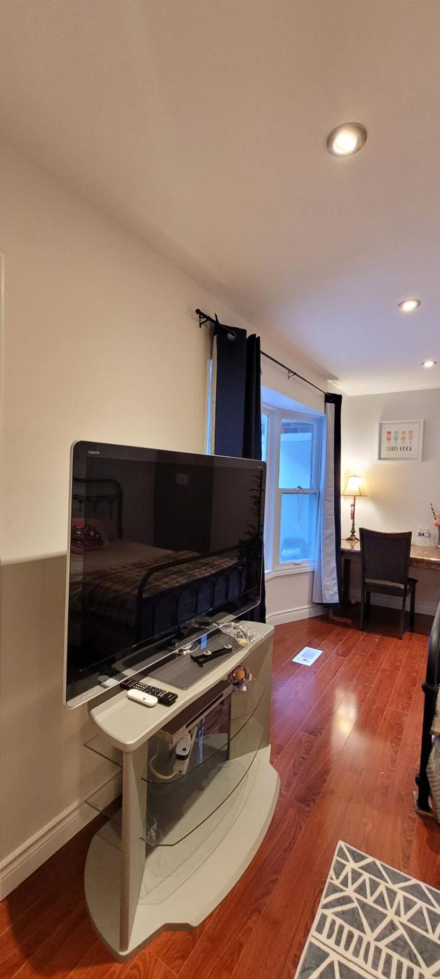 Mainfloor Spacious Room In Toronto Dış mekan fotoğraf